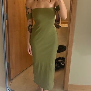 UO Spencer Off-The-Shoulder Knit Midi Dress Size XS